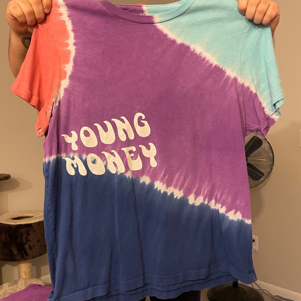 AE X young money tee